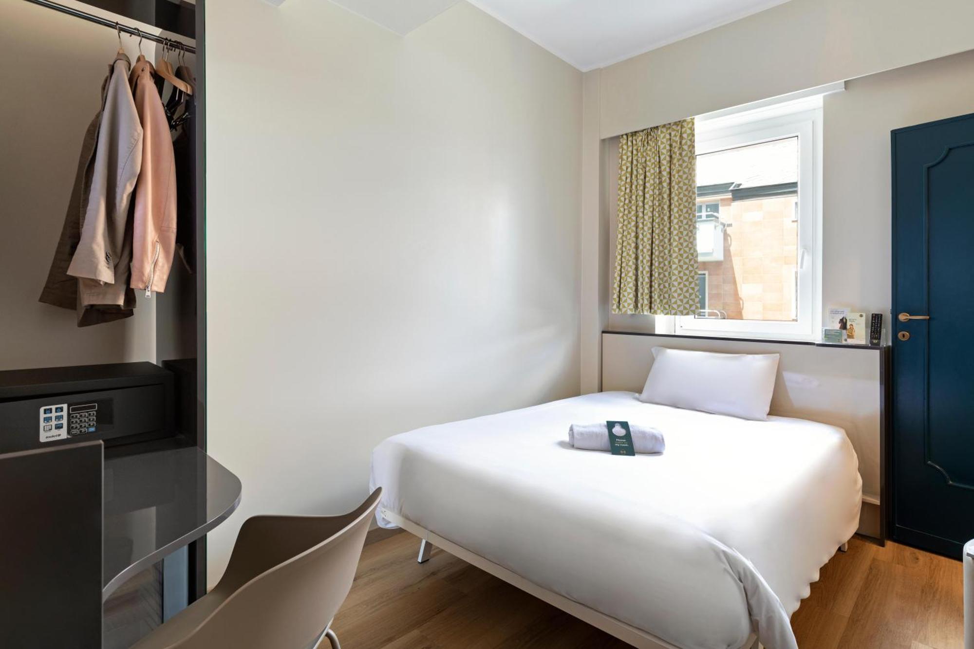 B&B Hotel Como City Center Esterno foto