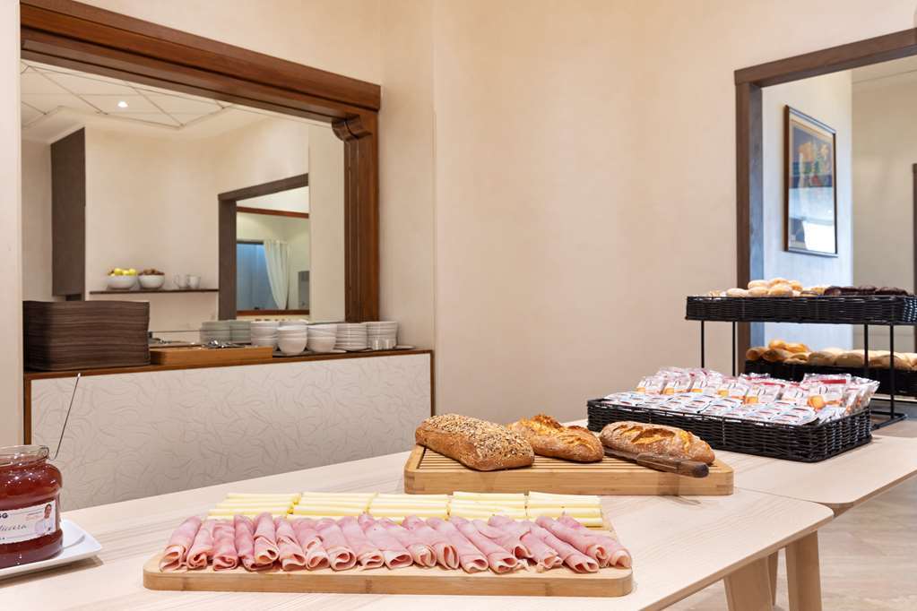 B&B Hotel Como City Center Ristorante foto