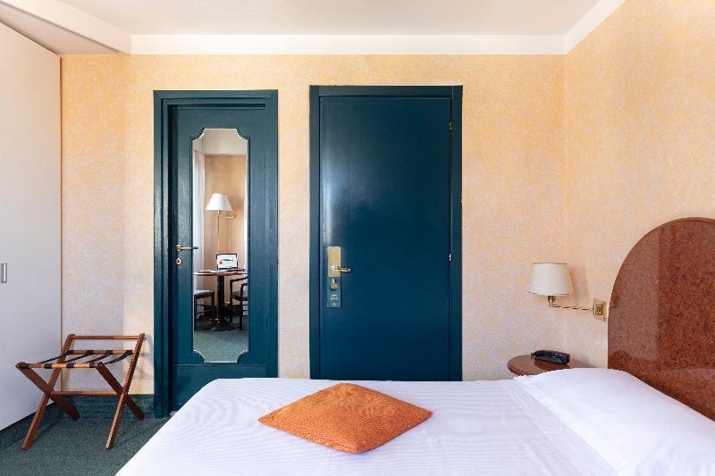 B&B Hotel Como City Center Esterno foto